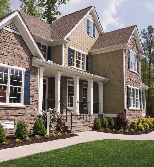 Elegant house with stone and siding